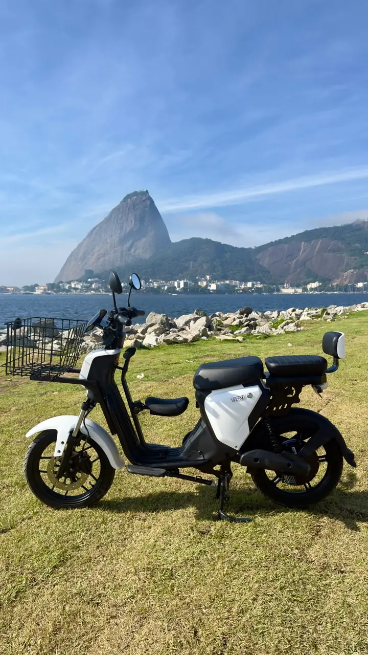 VZero Inova 2.0 1000W seminova no Aterro com o Pão de Açúcar