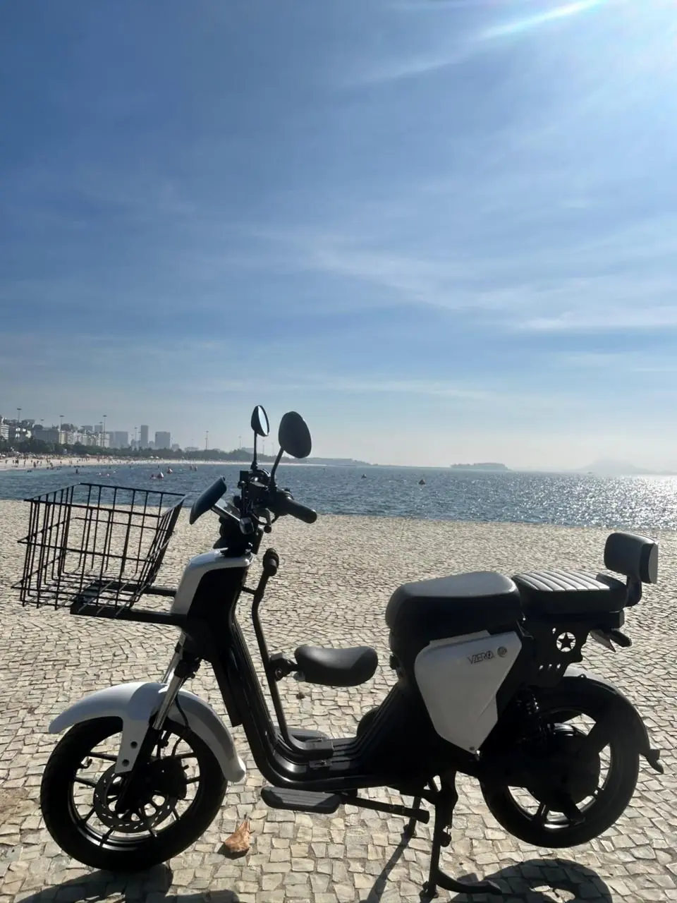 VZero Inova 2.0 1000W seminova em estúdio