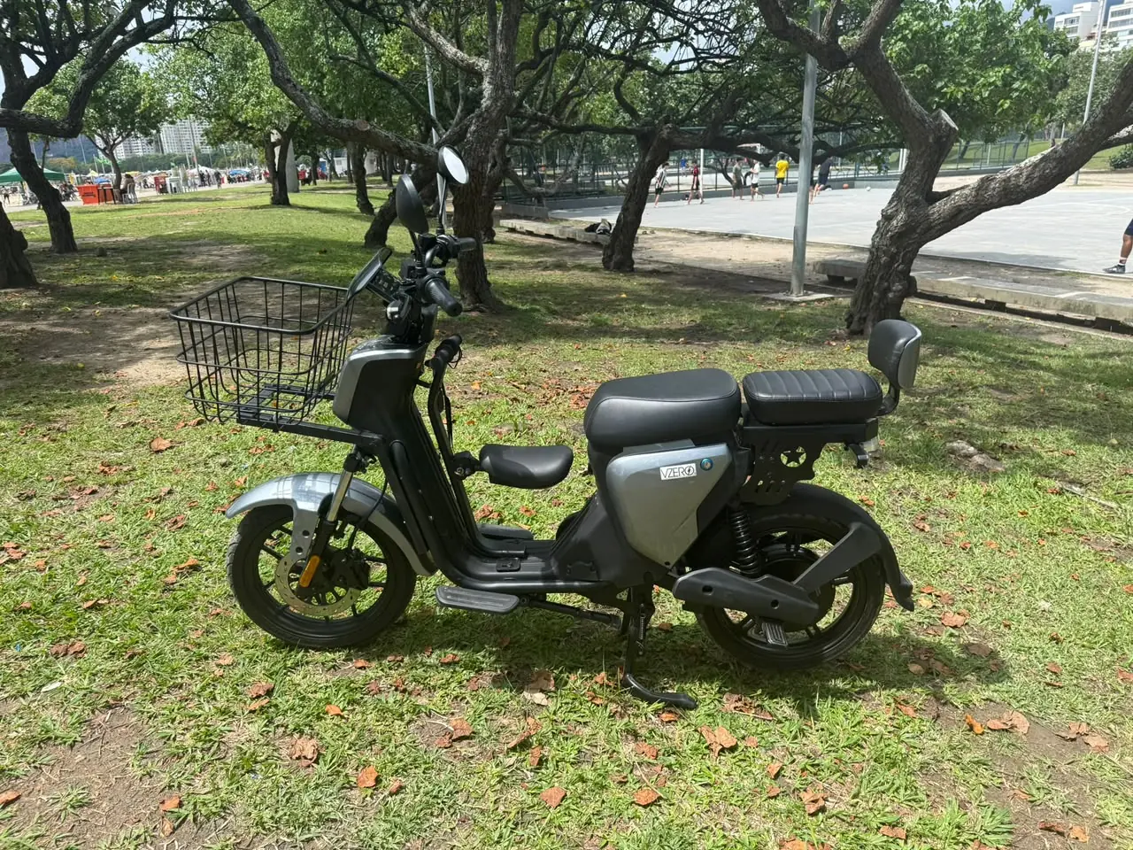 VZero Inova 2.0 1000W seminova no parque